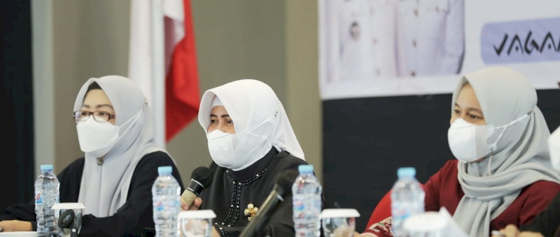 Indira Jusuf Ismail : Pengentasan Kemiskinan dengan Perubahan Pola Fikir