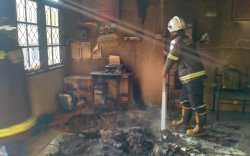 Ruang Guru SDN 57 Pepabri Palopo Dilalap Si Jago Merah