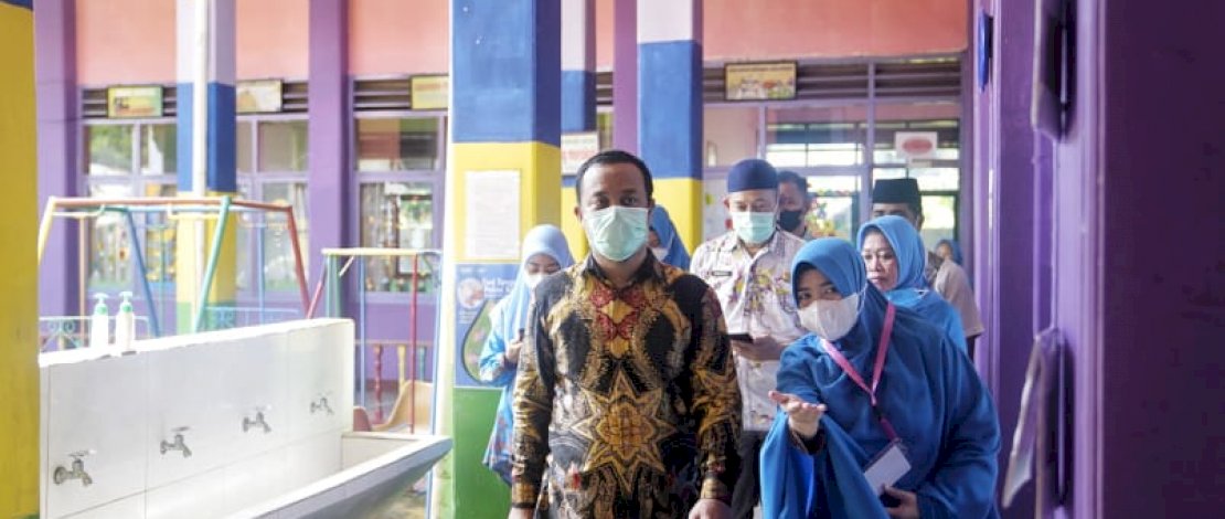 Plt Gubernur Sulsel, Andi Sudirman Sulaiman saat menghadiri Gebyar Paud.