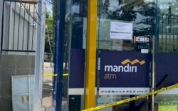 ATM Mandiri di Jalan Ratulangi Dirusak Seorang Pria, Polisi Kejar Pelaku