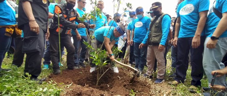 Dari Bandung Anis Matta Boyong Pengurus DPN Gelora Indonesia Tanam 10 Juta Pohon