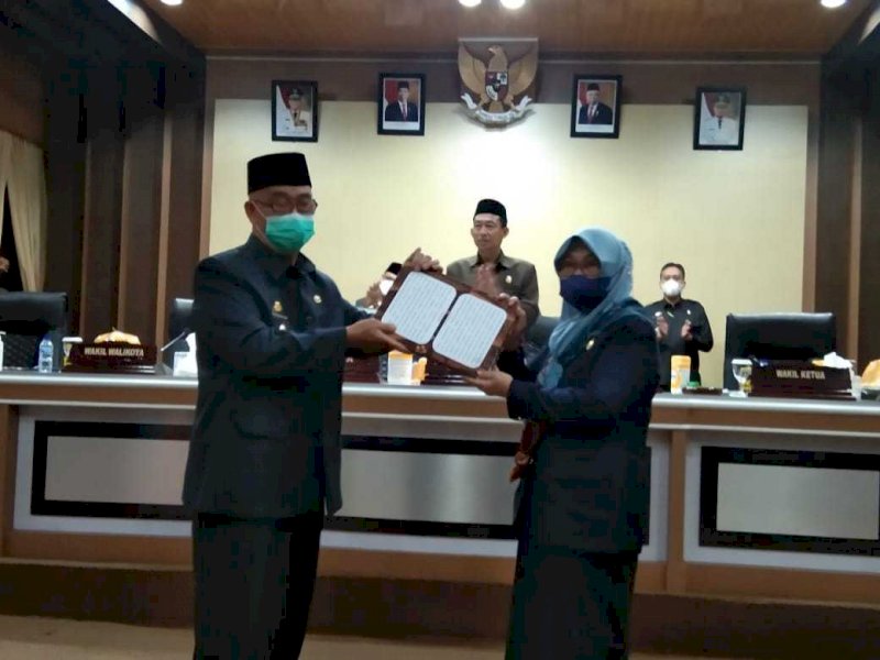Tok! APBD Parepare Tahun 2022 Disahkan