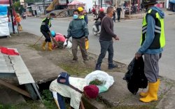 Camat Tamalanrea Pantau Langsung Kegiatan Jumat Bersih