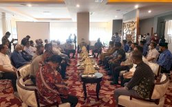 Bersama Plt Gubernur Sul-sel, Camat Tamalanrea Hadiri Rakor Soal Insiden Mahasiswa Bone-Palopo