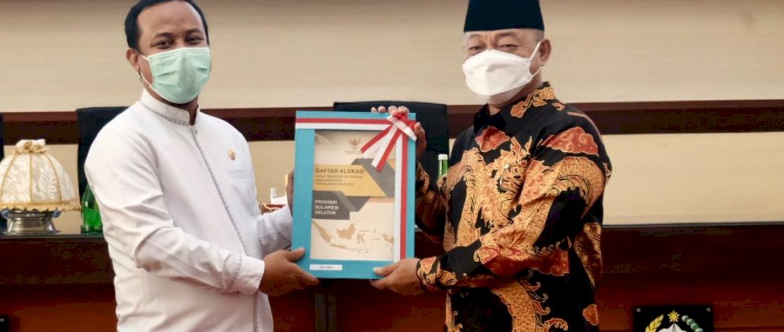 Wakil Bupati Gowa Terima Daftar Alokasi Dana Transfer Rp1.402 Triliun