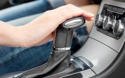 Cara Menyalakan Mobil Matic yang Benar