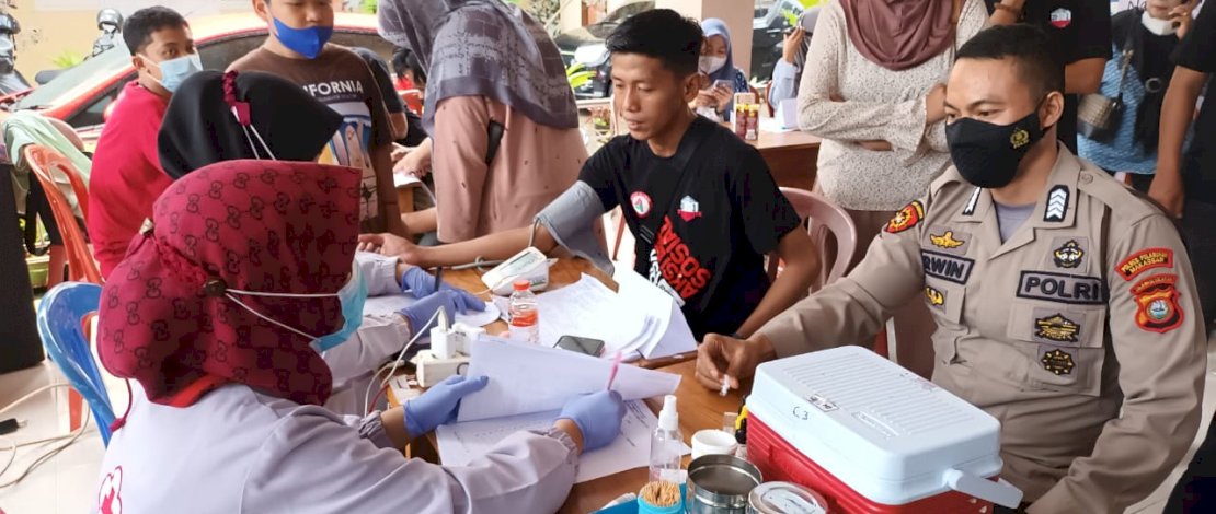 Peduli Sesama, IKA SMAPAT Makassar 2003 Gelar Aksi Donor Darah Peduli Sesama, IKA SMAPAT Makassar 2003 Gelar Aksi Donor Darah