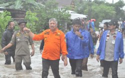 Sisir Pantai Tiga Kecamatan, Bupati Pinrang: Tingkatkan Kewaspadaan