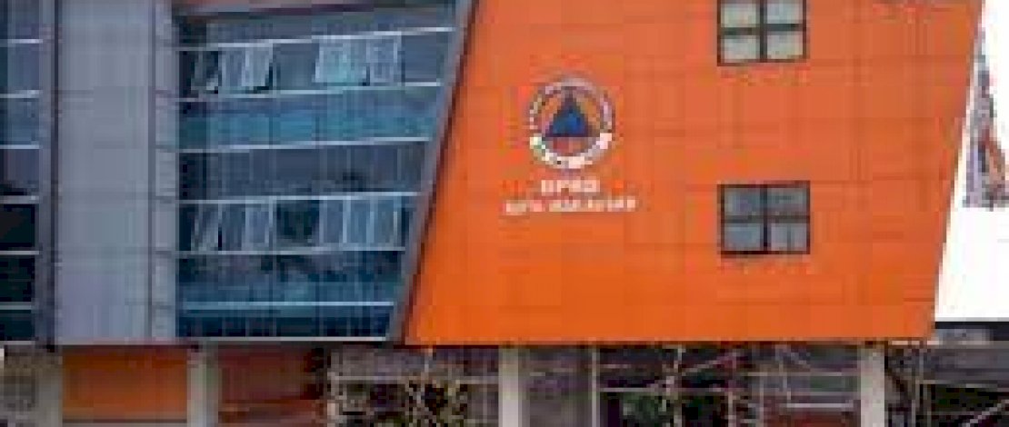 BPBD Kota Makassar Kerahkan Semua Personil Tangani Korban Banjir