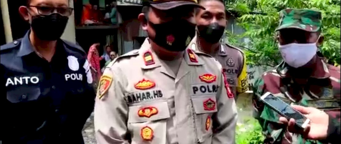 Kapolsek Binamu, Iptu Baharuddin.