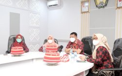 Komitmen Bina Pelaku UMKM, Pemkab Gowa Kembali Raih Piala Natamukti