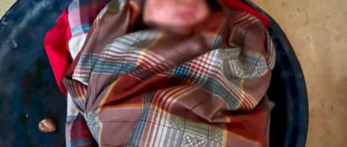 Bayi Perempuan yang Baru Saja Lahir Ditemukan Depan Rumah Warga