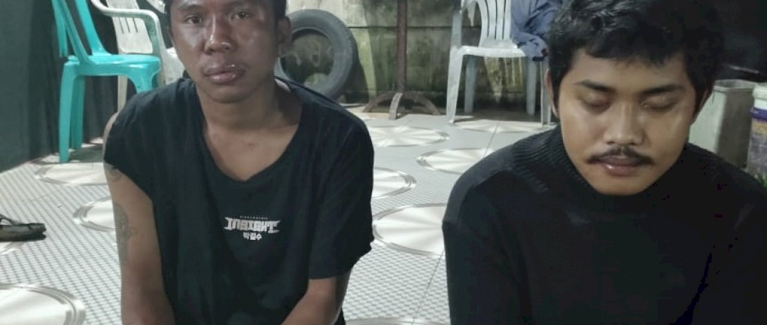 Dua pelaku jambret diamankan usai dihajar massa.