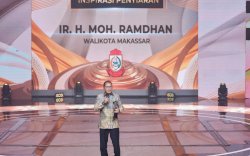 Membanggakan, Danny Pomanto Satu-satunya Kepala Daerah Dapat Penghargaan KPI Pusat