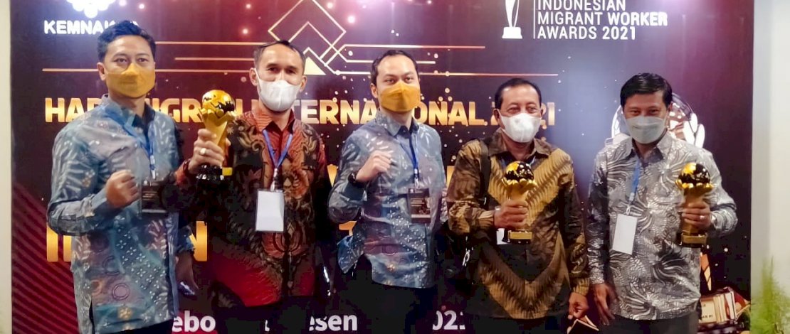 Parepare Raih Penghargaan Indonesian Migrant Worker Awards 2021