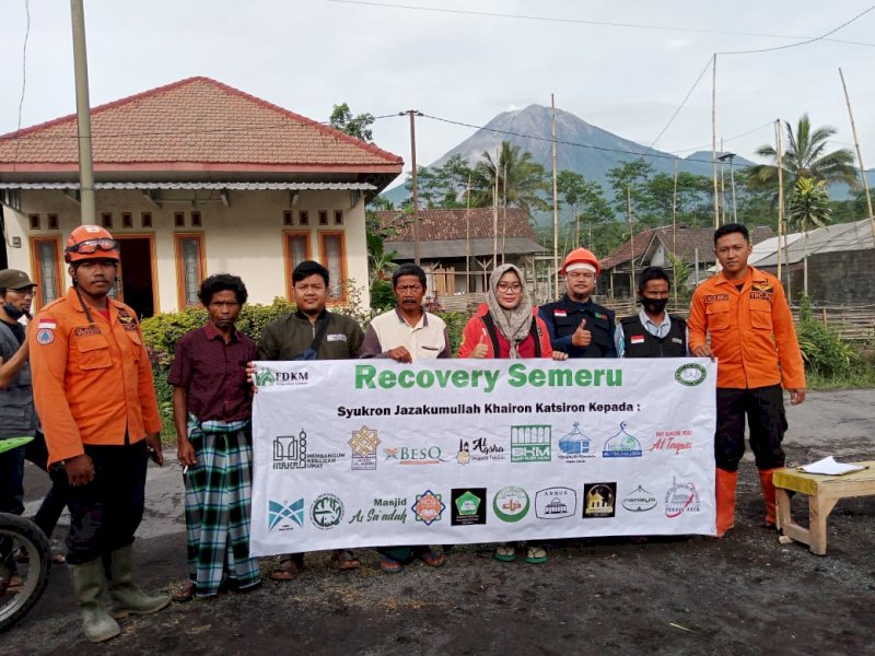 Peduli Semeru, HMPI Jakarta dan FDKM Tangerang Salurkan Bantuan Rp 40 Juta