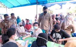 Pantau Vaksinasi, Bupati Gowa: Vaksinasi Harus 70 Persen Bulan Ini