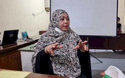 Kombinasikan Dakwah, Politik, dan Kepemimpinan, Usulan Judul Disertasi Erna Rasyid Taufan Tuai Pujian