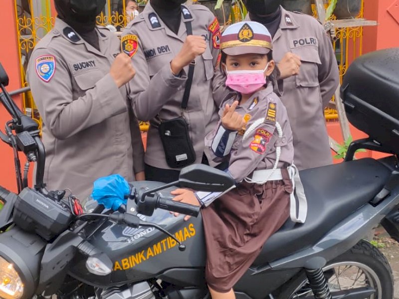 Impian Gadis Kecil Penderita Penyakit Leukimia jadi Polwan Telah Terwujud