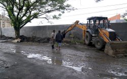 Perbaikan Ruas Jalan Tun Abdul Razak Dilakukan Secara Bertahap