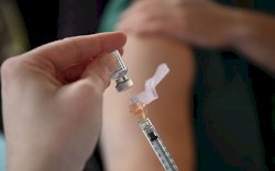 Siswi di Bone Meninggal Usai Divaksin, Orang Tua: Saya Tak Tahu Sudah Disuntik