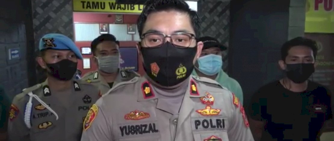 Kapolsek Makassar, Kompol Yusrizal.