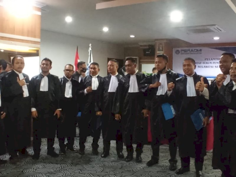 30 Orang Advokat Peradmi di Lantik, Selanjutnya Akan di Sumpah di Pengadilan Tinggi Makassar 