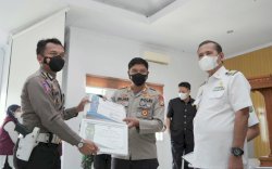 Capai Target Vaksinasi 80 Persen, 73 Desa Terima Penghargaan dari Bupati Luwu