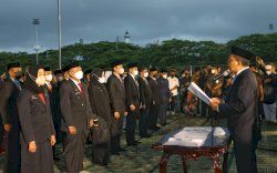Tutup Tahun 2021, Wali kota Danny Lantik 467 Pejabat Pemkot 