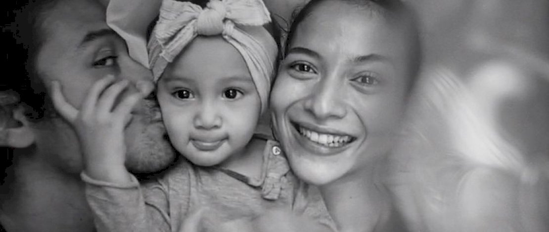 Potret keluarga kecil Chicco Jerikho dan Putri Marino.