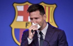 Pemain Bintang Lionel Messi Terkonfirmasi Positif Covid-19