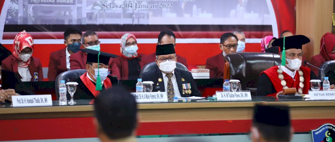 Wali Kota Parepare, Taufan Pawe, menghadiri Rapat Senat Fakultas Hukum UMI, di Aula Hijadz Fakultas Hukum Kampus II UMI, Selasa, 4 Januari 2022. Wali Kota Parepare, Taufan Pawe, menghadiri Rapat Senat Fakultas Hukum UMI, di Aula Hijadz Fakultas Hukum Kampus II UMI, Selasa, 4 Januari 2022.