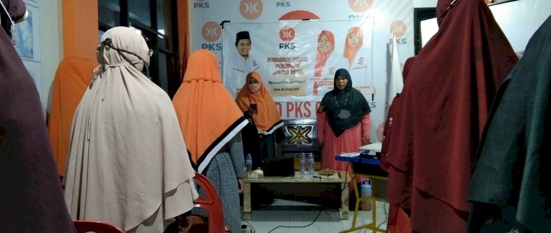 PEREMPUAN. DPD PKS Gowa menggelar Pendidikan Politik untuk Perempuan. 