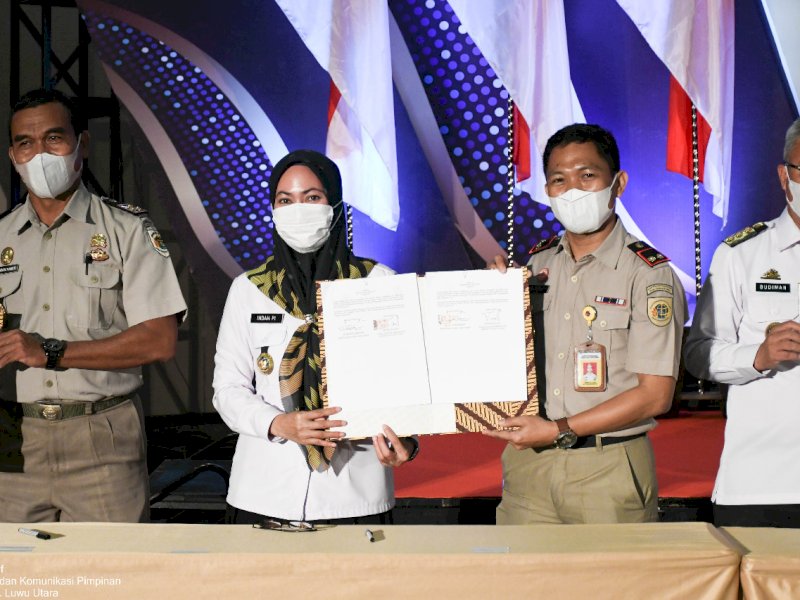 Hadiri MoU Penyerahan Sertifikat Tanah Untuk Rakyat, Bupati Lutra: Ayo Berantas Mafia Tanah
