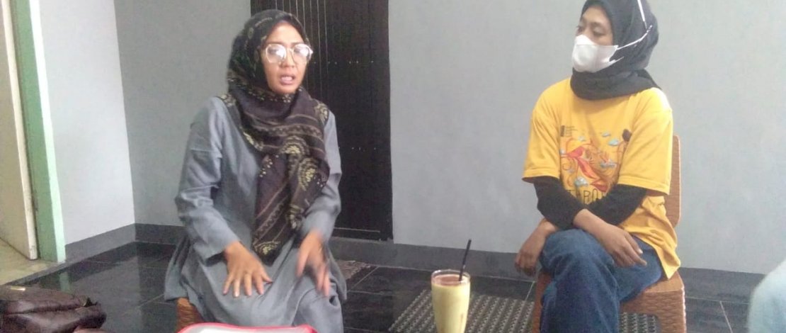 Nurmiati selaku Direktur CV Cahaya Norma memberikan klarifikasi soal usahanya yang dianggap mengganggu warga.