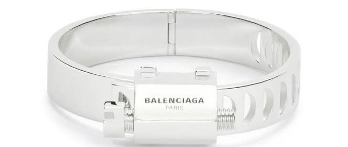 Harga Jutaan Rupiah, Gelang Balenciaga Mirip Cincin Tabung Gas Ludes Terjual 