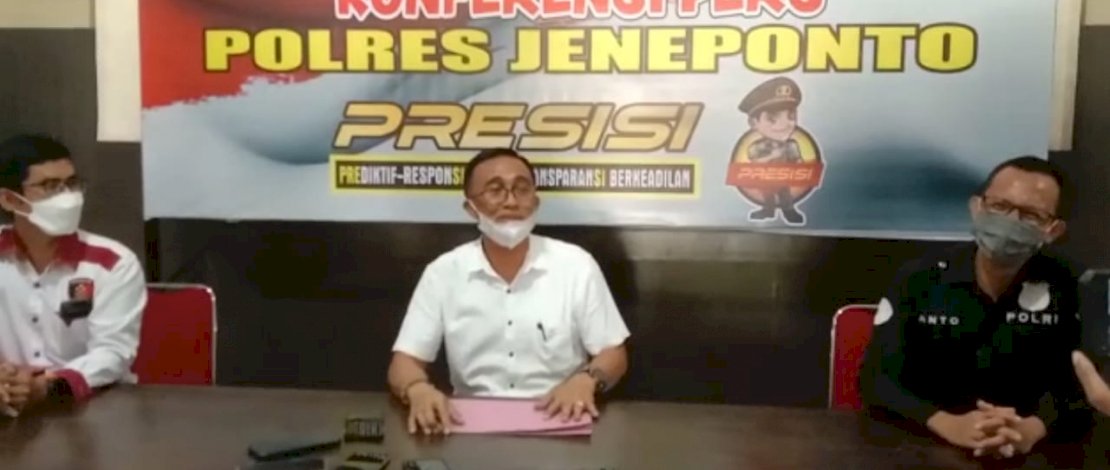 Kasat Reskrim Polres Jeneponto, AKP Hambali, saat konfrensi pers yang dilaksanakan Kamis, 6 Januari 2022.