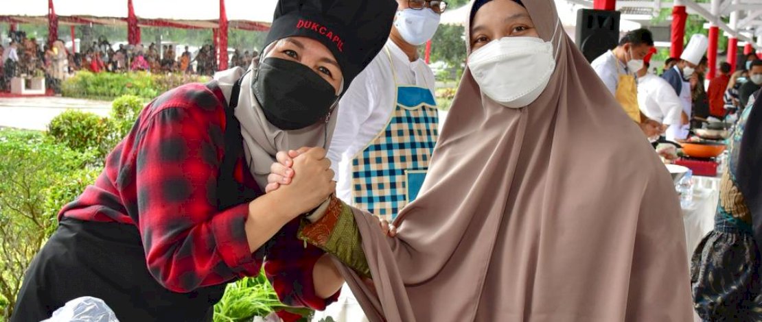 Naoemi Octarina Juri Lomba Masak Antar Kepala OPD