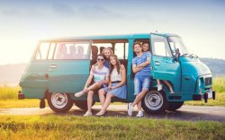 Ini Tips Traveling Naik Mobil Jarak Jauh Agar Tetap Aman dan Nyaman