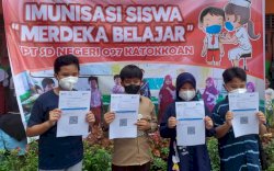 Ikut Vaksin Covid-19, Siswa SD di Masamba Ini Ngaku Makin Sehat