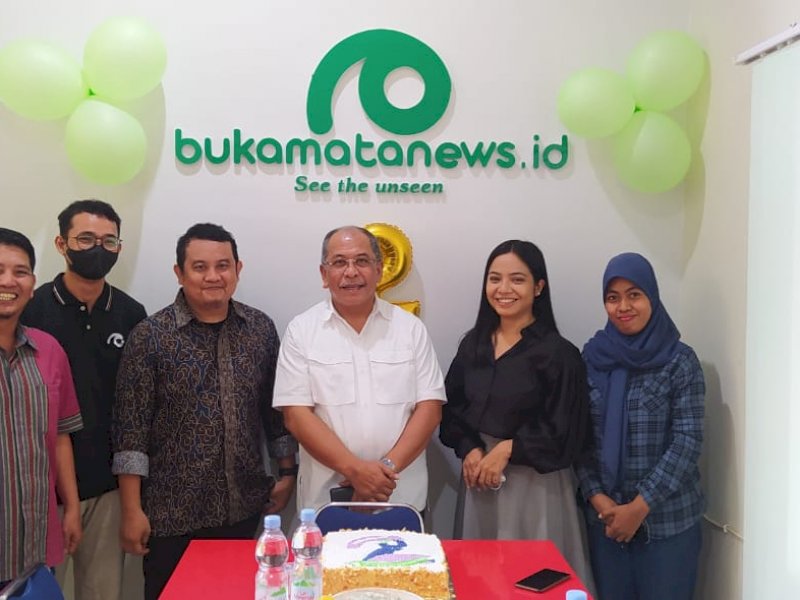 Di Redaksi Bukamatanews, IAS Tegaskan Ingin Jadi Gubernur Sulsel