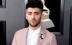 3 Bulan Menduda, Zayn Malik Terciduk Mendaftar ke Aplikasi Kencan