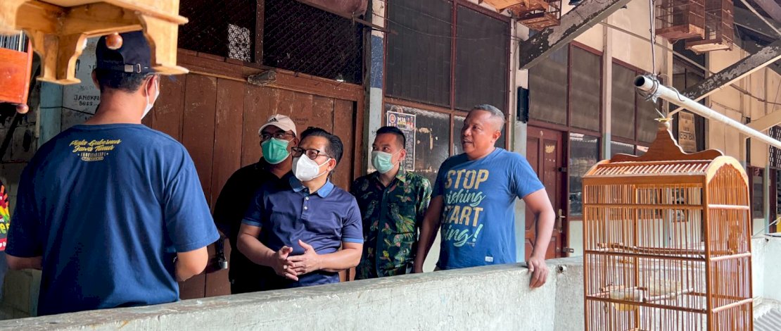 BURUNG. Wakil Ketua DPR RI bidang Korkesra, Abdul Muhaimin Iskandar (Gus Muhaimin) mendorong pemerintah untuk memberi backup dan dukungan penuh agar pasar burung menjadi pusat wisata.