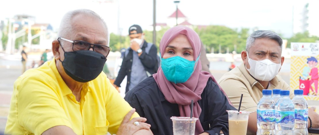BERSAMA. Mantan Bupati Luwu Timur Andi Hatta Marakarma, Ketua DPRD Sulsel Andi Ina Kartika Sari, dan Anggota Fraksi Partai Golkar Sulsel Muhammad Taqwa Muller. BERSAMA. Mantan Bupati Luwu Timur Andi Hatta Marakarma, Ketua DPRD Sulsel Andi Ina Kartika Sari, dan Anggota Fraksi Partai Golkar Sulsel Muhammad Taqwa Muller.