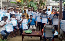 Wasekjen DPN Partai Gelora Taslim Tamang Kunjungi Nelayan Tradisional di Bone