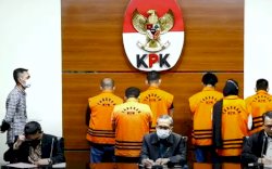 Video: Gunakan Rompi Orange, KPK Tetapkan Bupati Penajam Paser Utara Tersangka