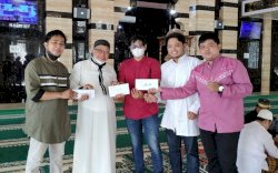 Diinisiasi Dokter Fadli Ananda, Nasi Kotak Murah untuk Donasi Masjid Terus Berlanjut di Tahun Ini