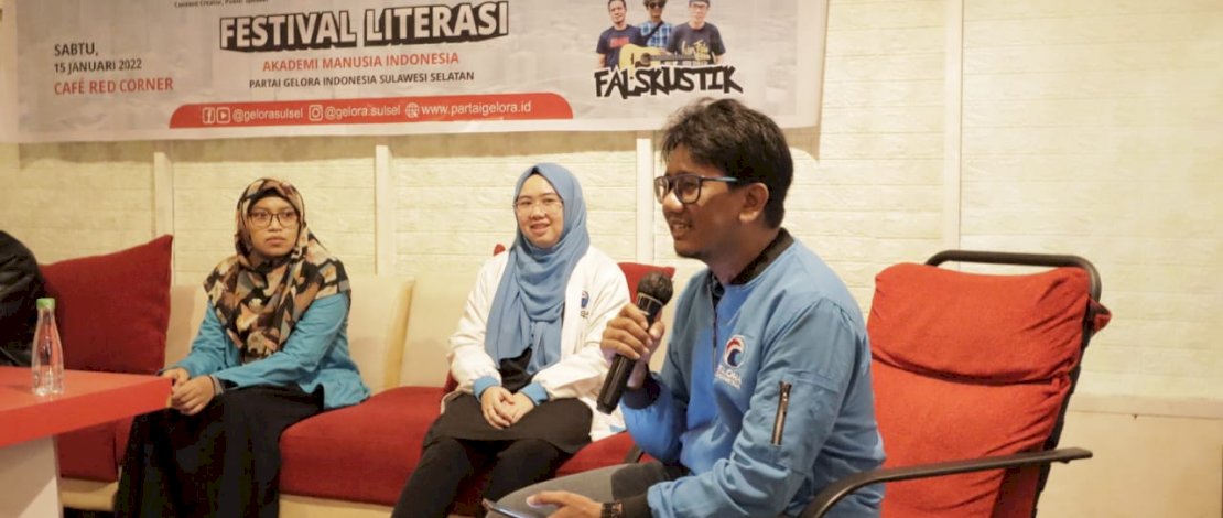 DIALOG. Partai Gelora menggelar diskusi yang mengangkat tema "Politik: Anak Muda Bisa Apa?" di Red Corner.
