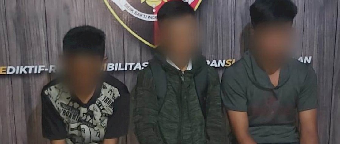Polisi Ringkus Pelaku Pelemparan Bus di Palopo Polisi Ringkus Pelaku Pelemparan Bus di Palopo