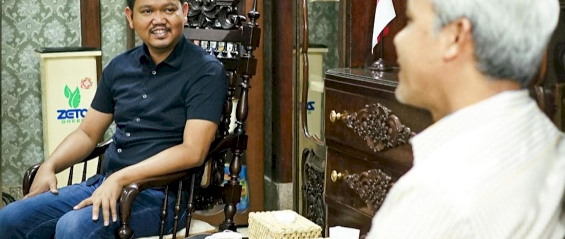 Dokter Fadli Ananda saat berbincang santai dengan Gubernur Jawa Tengah, Ganjar Pranowo, beberapa waktu lalu. Dokter Fadli Ananda saat berbincang santai dengan Gubernur Jawa Tengah, Ganjar Pranowo, beberapa waktu lalu.
